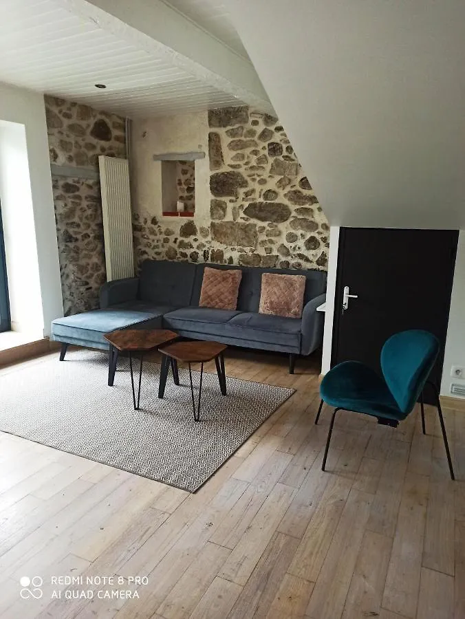 Maison Entiere Au Centre De Villeneuve-dʼOlmes